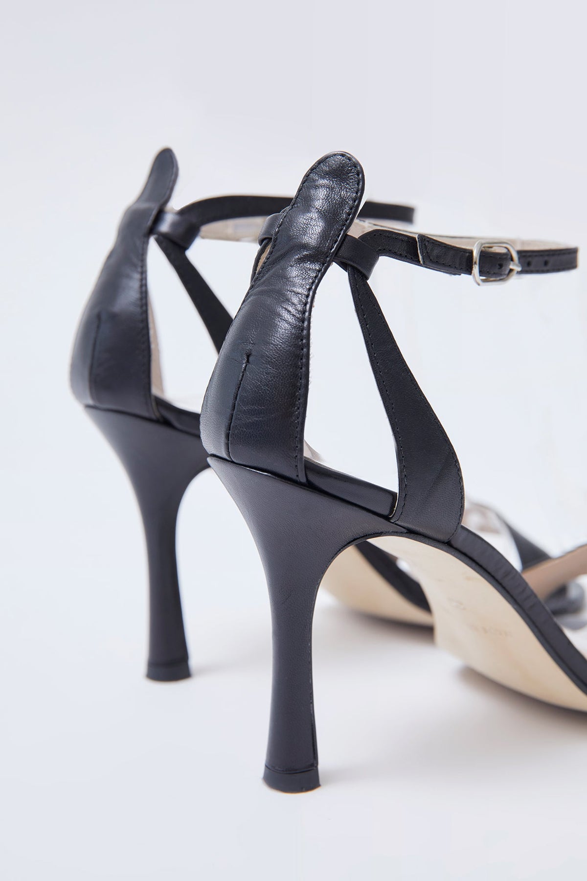 SANDALIAS PIEL NEGRO