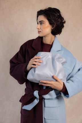 BOLSO SACO PIEL CELESTE