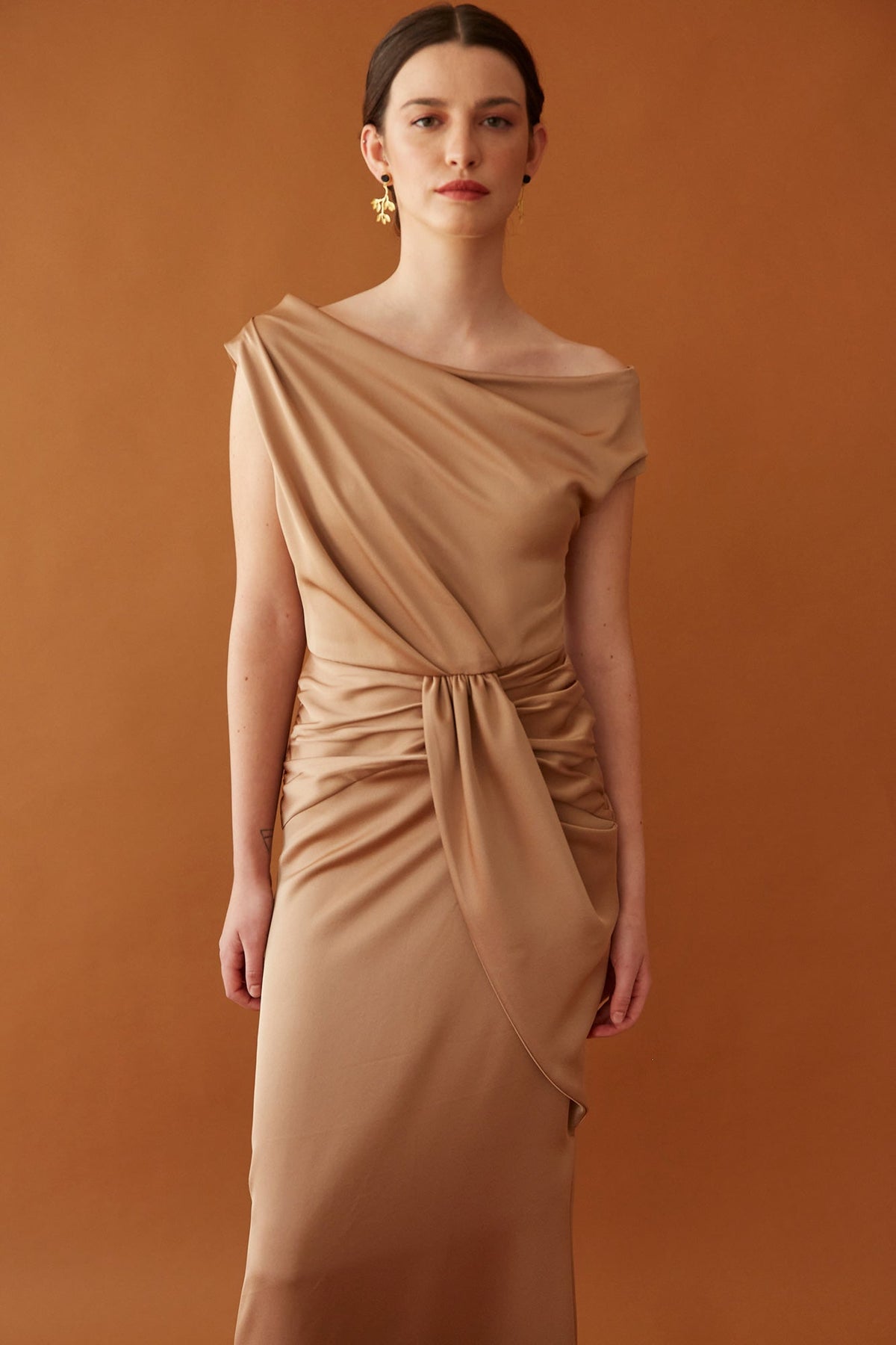 VESTIDO OTILDE CAMEL