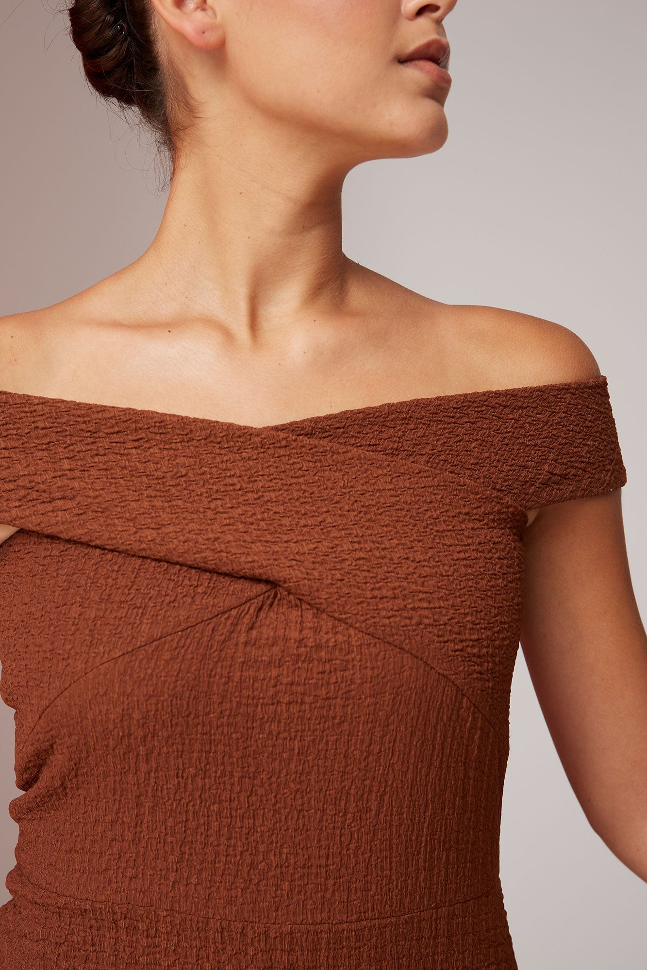 VESTIDO AMADORA MARRON