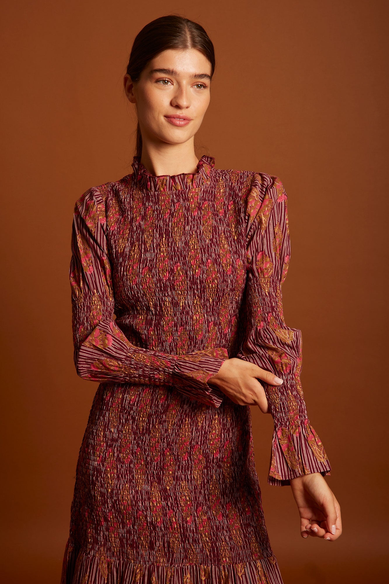 VESTIDO ELIO BURDEOS