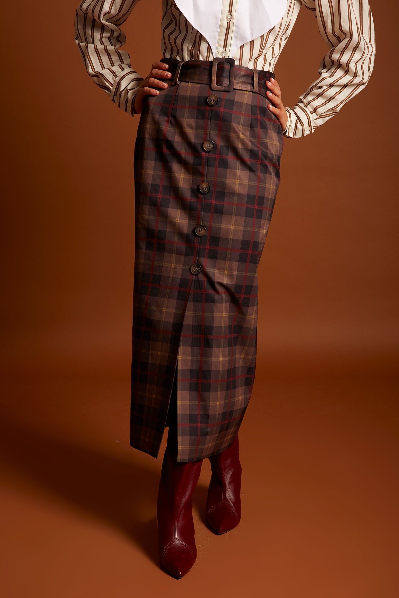 FALDA PIERINA MARRON