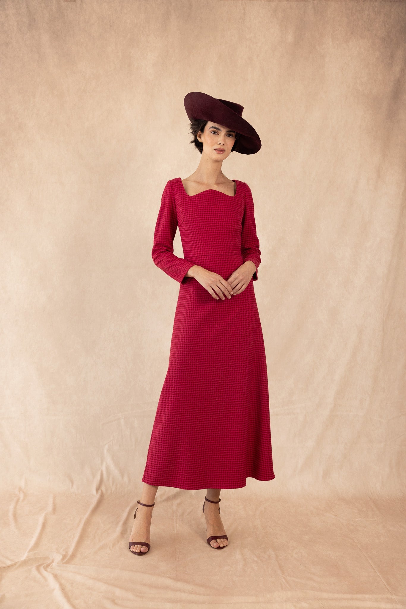 VESTIDO ANTOLINA ROSA